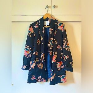 Silk Floral Blazer - Lined interior